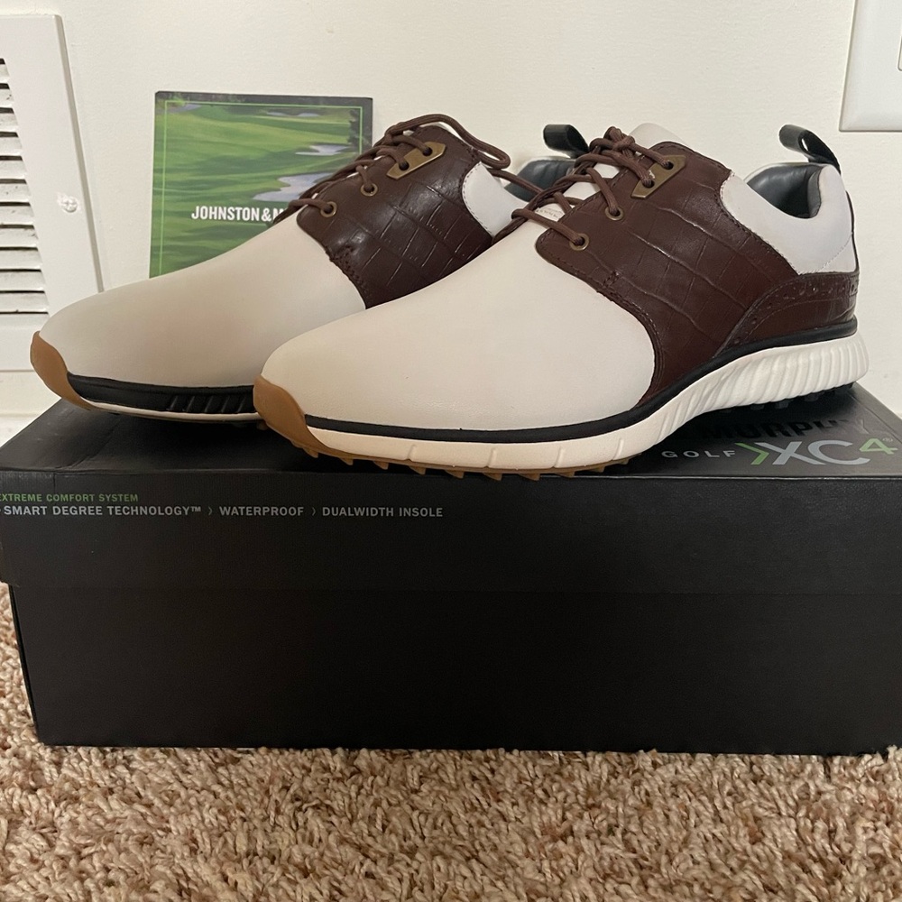 Johnston & Murphy Men’s XC4 H2-Luxe Híbrid Golf Shoes Color White Brown, Size 8M